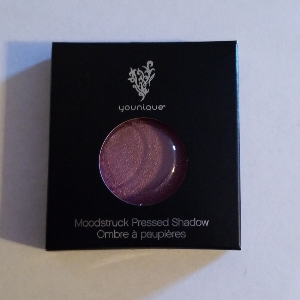 Younique Pressed Shadow Refill - Color Ambiguous